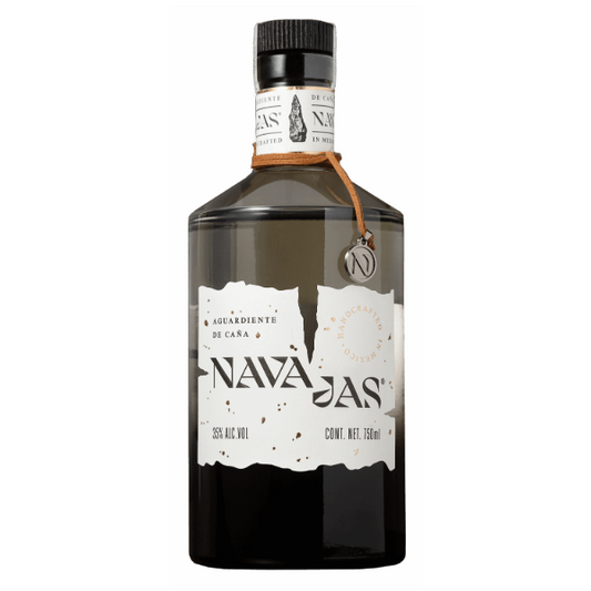 NAVAJAS WHITE RUM 750ML